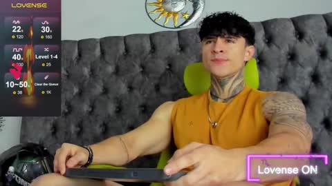 Snapshot of jeins_carter chatting on February 20, 1:30 pm JC online show from February 20, 1:30 pm