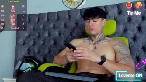 Snapshot of jeins_carter chatting on January 14, 2:00 pm JC online show from January 14, 2:00 pm