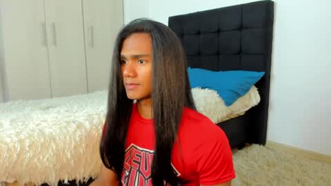 jem roses3 online show from May 3, 2:25 am