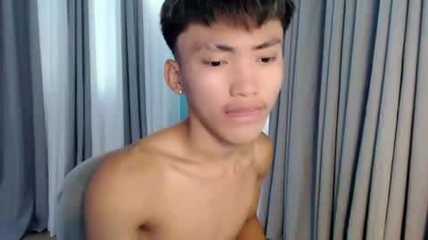 jemart_urnaughtboy online show from April 23, 7:02 am