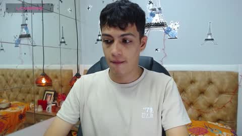 Snapshot of jeremias_1 chatting on December 6, 12:05 pm JEREMIAS online show from December 6, 12:05 pm