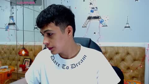 Snapshot of jeremias_1 chatting on December 5, 12:11 pm JEREMIAS online show from December 5, 12:11 pm