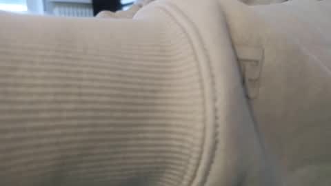 Machine  Sperme  online show from February 8, 2:05 pm