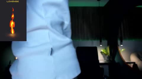 Jeremy online show from March 4, 10:39 pm