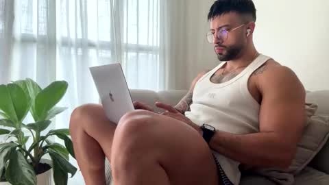 Jeremy online show from April 25, 12:30 pm