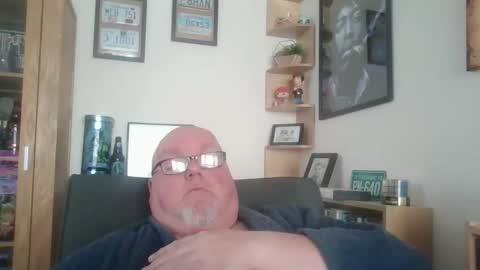 Harry online show from April 7, 7:52 am