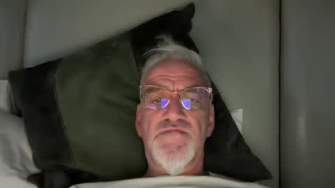 jewlronny online show from April 2, 5:32 pm