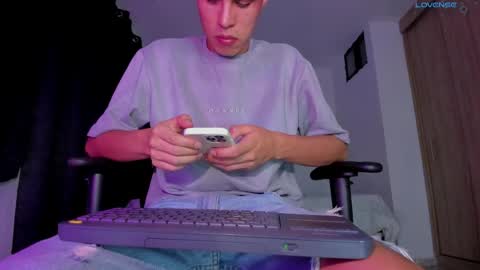Jeyden Camilo online show from May 6, 2:23 am