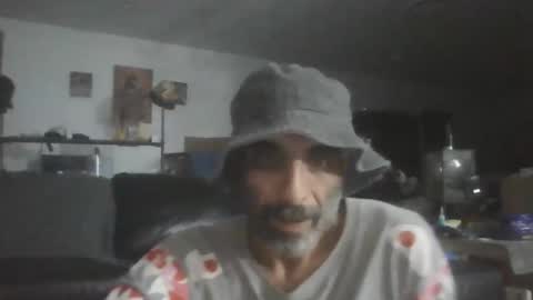 jglarsbel online show from February 8, 1:59 pm