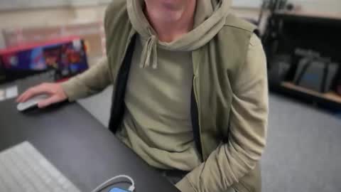 James online show from October 20, 4:55 pm