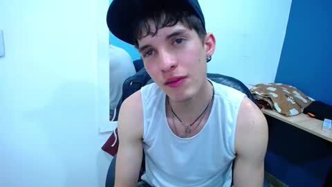 Jheampiero online show from November 7, 3:48 pm