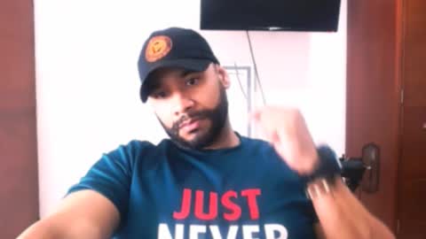 En moreno online show from December 23, 5:49 am