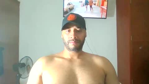 En moreno online show from December 13, 8:26 pm