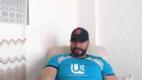 En moreno online show from March 13, 9:32 pm