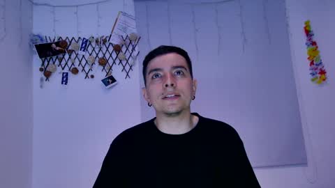 Snapshot of jhoan_saenz chatting on January 25, 3:30 am Jhoan Saenz online show from January 25, 3:30 am