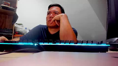 jhonatan_morales_s online show from October 10, 5:12 am