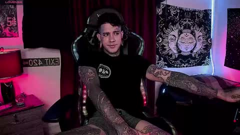 jhonny_ackerman online show from December 4, 5:00 pm