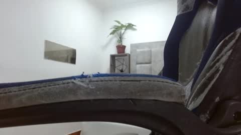 jhontorres018 online show from March 7, 12:41 am