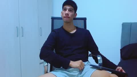Snapshot of jhony_sex3 chatting on September 12, 7:08 am jhony_sex3 online show from September 12, 7:08 am