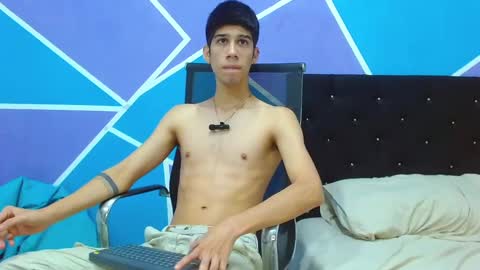 Snapshot of jhony_sex3 chatting on January 31, 9:05 am jhony_sex3 online show from January 31, 9:05 am