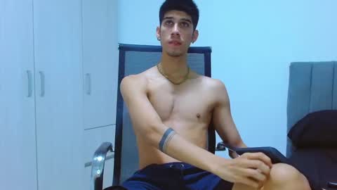 Snapshot of jhony_sex3 chatting on September 16, 6:25 am jhony_sex3 online show from September 16, 6:25 am