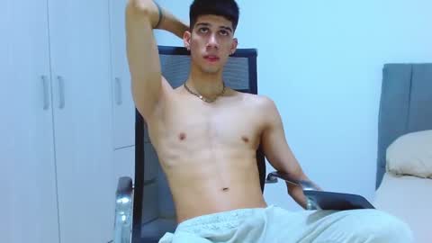 Snapshot of jhony_sex3 chatting on October 18, 6:51 am jhony_sex3 online show from October 18, 6:51 am