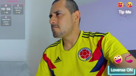 Snapshot of jhonyalzate chatting on January 13, 1:13 am Jhony Alzate online show from January 13, 1:13 am