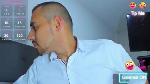 Snapshot of jhonyalzate chatting on February 18, 2:59 am Jhony Alzate online show from February 18, 2:59 am