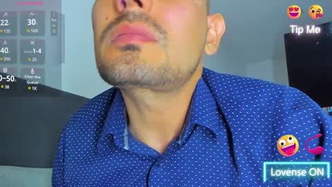 Snapshot of jhonyalzate chatting on February 4, 2:39 am Jhony Alzate online show from February 4, 2:39 am