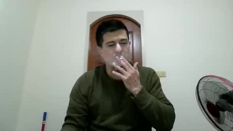 jhwozy online show from January 11, 8:00 am