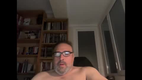 Jim Dick online show from December 10, 11:21 pm