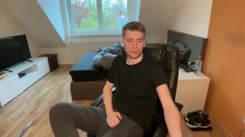 Jimmy online show from April 24, 4:31 pm