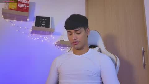 Jimmy Leeh online show from January 23, 10:11 pm