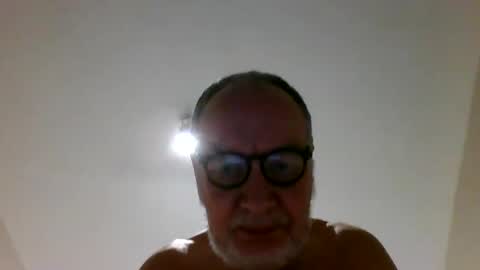 Snapshot of jimmybenido chatting on December 9, 5:46 pm Jim Redgewell online show from December 9, 5:46 pm