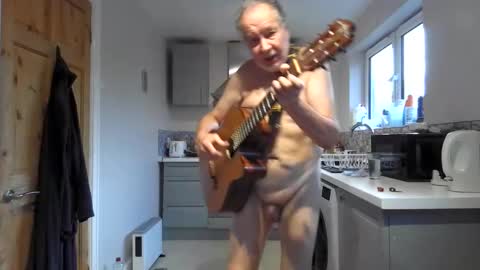 Snapshot of jimmybenido chatting on September 28, 5:22 pm Jim Redgewell online show from September 28, 5:22 pm