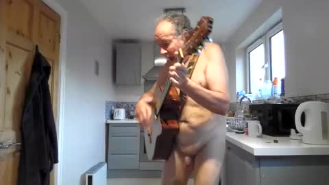 Snapshot of jimmybenido chatting on September 15, 5:36 pm Jim Redgewell online show from September 15, 5:36 pm