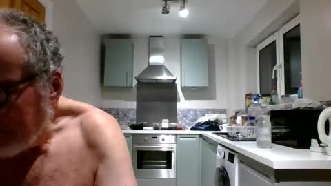 Snapshot of jimmybenido chatting on January 7, 5:31 pm Jim Redgewell online show from January 7, 5:31 pm