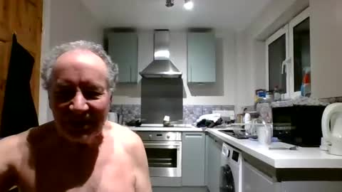 Snapshot of jimmybenido chatting on January 21, 5:27 pm Jim Redgewell online show from January 21, 5:27 pm