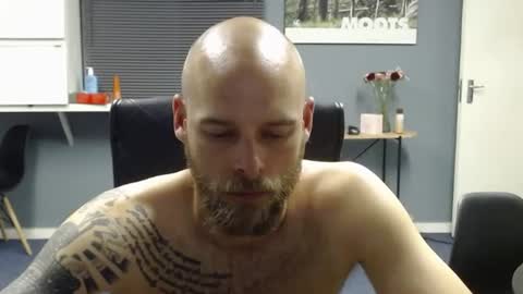 JamesJan van Rebel online show from February 16, 4:09 am