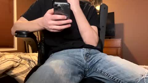 Snapshot of jjjjjfive chatting on December 19, 1:28 am jjjjjfive online show from December 19, 1:28 am