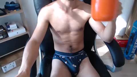 Snapshot of jjrod91 chatting on January 20, 1:53 pm Jon online show from January 20, 1:53 pm