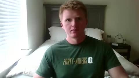 jledger3405 online show from April 28, 6:12 pm