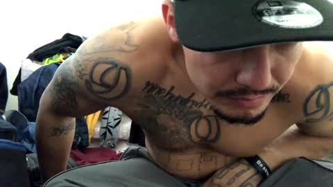 jmartel92 online show from January 21, 8:32 pm