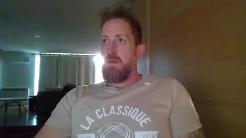 Snapshot of jmate13 chatting on October 20, 12:31 pm jmate13 online show from October 20, 12:31 pm