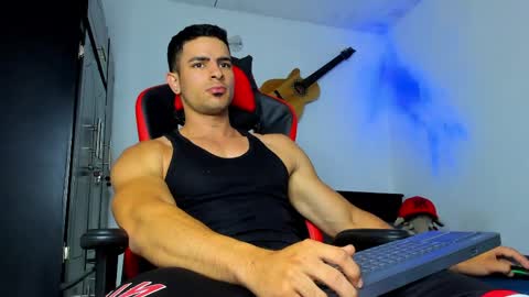IGJmortton online show from June 9, 10:50 am