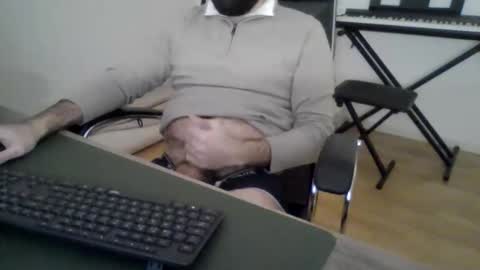 joaodias_18 online show from January 9, 10:26 pm