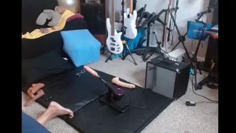 Dude 9x6 online show from November 30, 10:12 pm