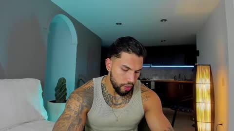 Snapshot of joe_esthetic chatting on February 11, 11:22 pm joe_esthetic online show from February 11, 11:22 pm