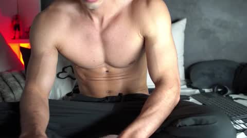 joe_steel1 online show from June 21, 3:23 am