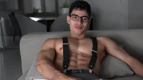 joe_steel1 online show from December 23, 10:10 am